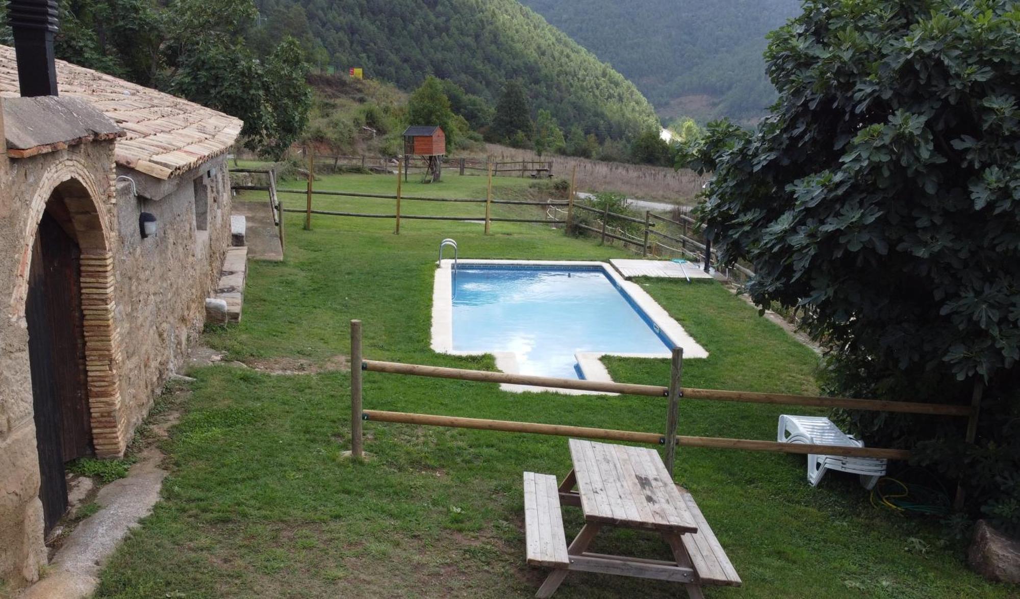 Cases Altes De Posada Naves  Exterior photo